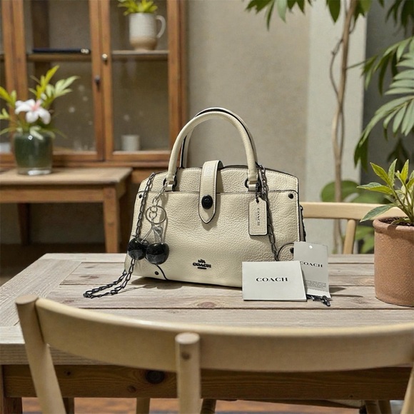 Coach soho shoulder bag  Cream Leather Handbag Crossbody purse - Picture 13 of 17